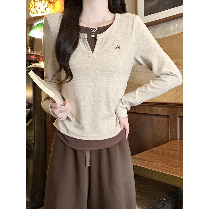Women's 2025 Autumn Patchwork Pleated Waist Two-Piece Look Long-Sleeve Slimming Top