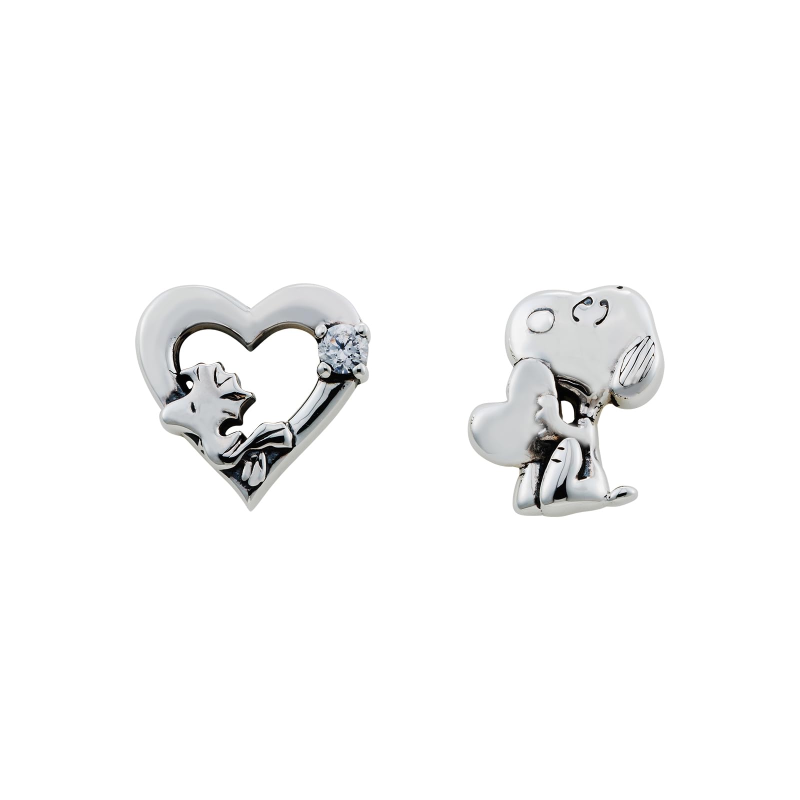 

Snoopy Woodstock PEANUTS Earrings Silver 925 Oxidized Set of 2 for Both Ears Heart [White Clover] PNT-P002SV срібний