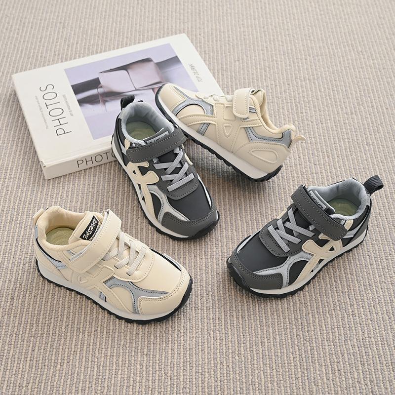 Children's board shoes leather breathable sneakers 2025 spring and summer new children's casual shoes boys and girls leather Forrest Gump shoes