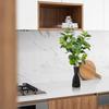 Dekorative künstliche Ficus-Pflanzen für die Wohnungsdekoration, unechtes Grün mit langen Ästen für die Innenraumästhetik
