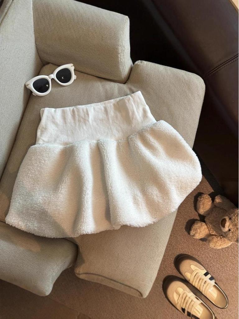 Sweet Style Elastic Waist Slim-Fit Faux Lamb Wool Skirt for Women - Autumn/Winter Short Skirt
