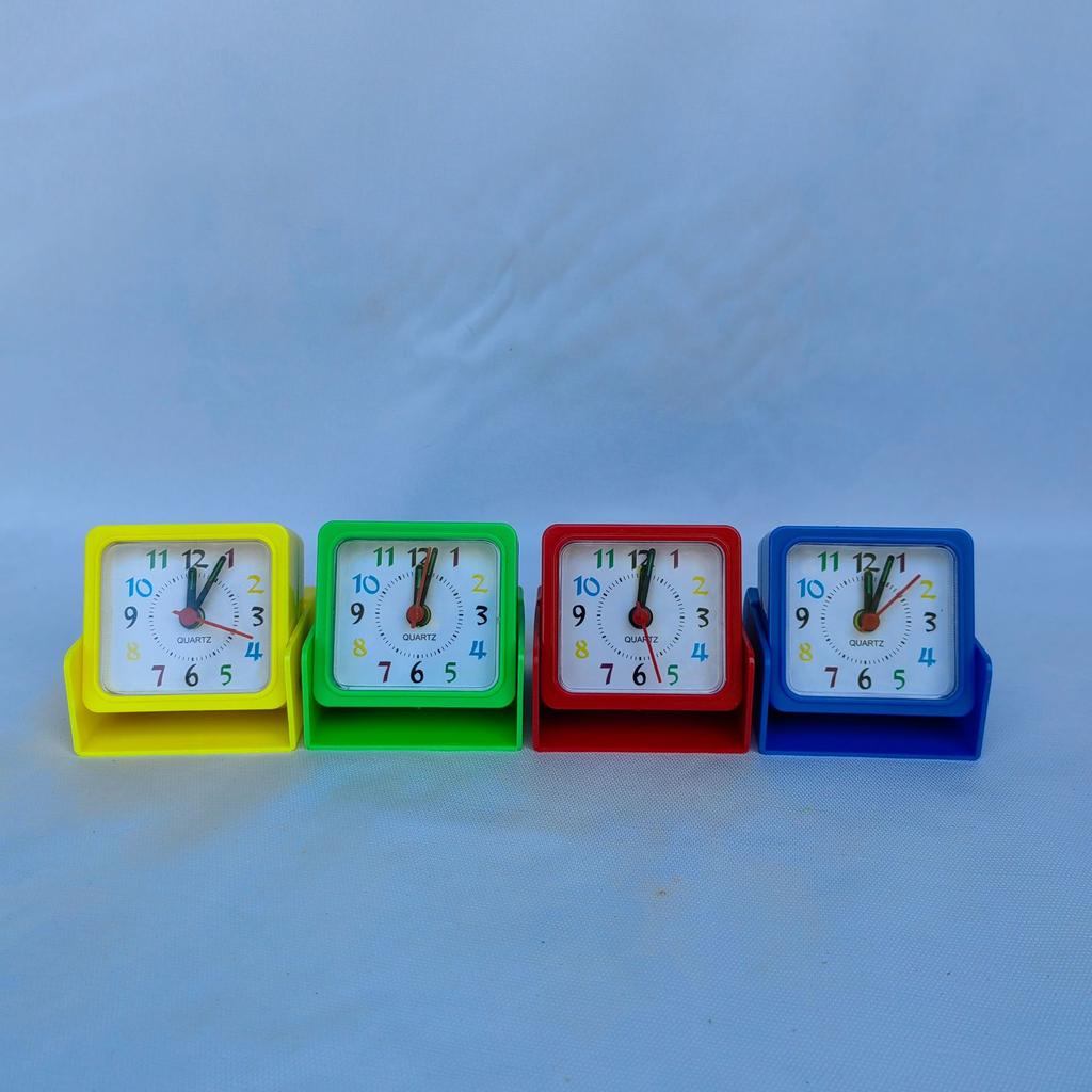 Creative mini alarm clock Simple and personalized colorful children's student gift alarm clock