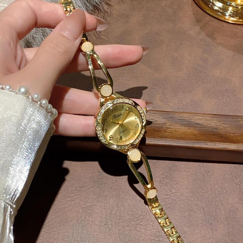 Wykwintny damski zegarek bransoletka z pozłacanego kwarcu z kamieniem naturalnym