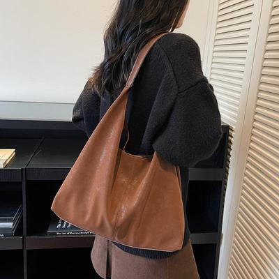 Stylish Large Capacity Women's Tote Bag: Versatile Autumn/Winter Fashion Shoulder Bag