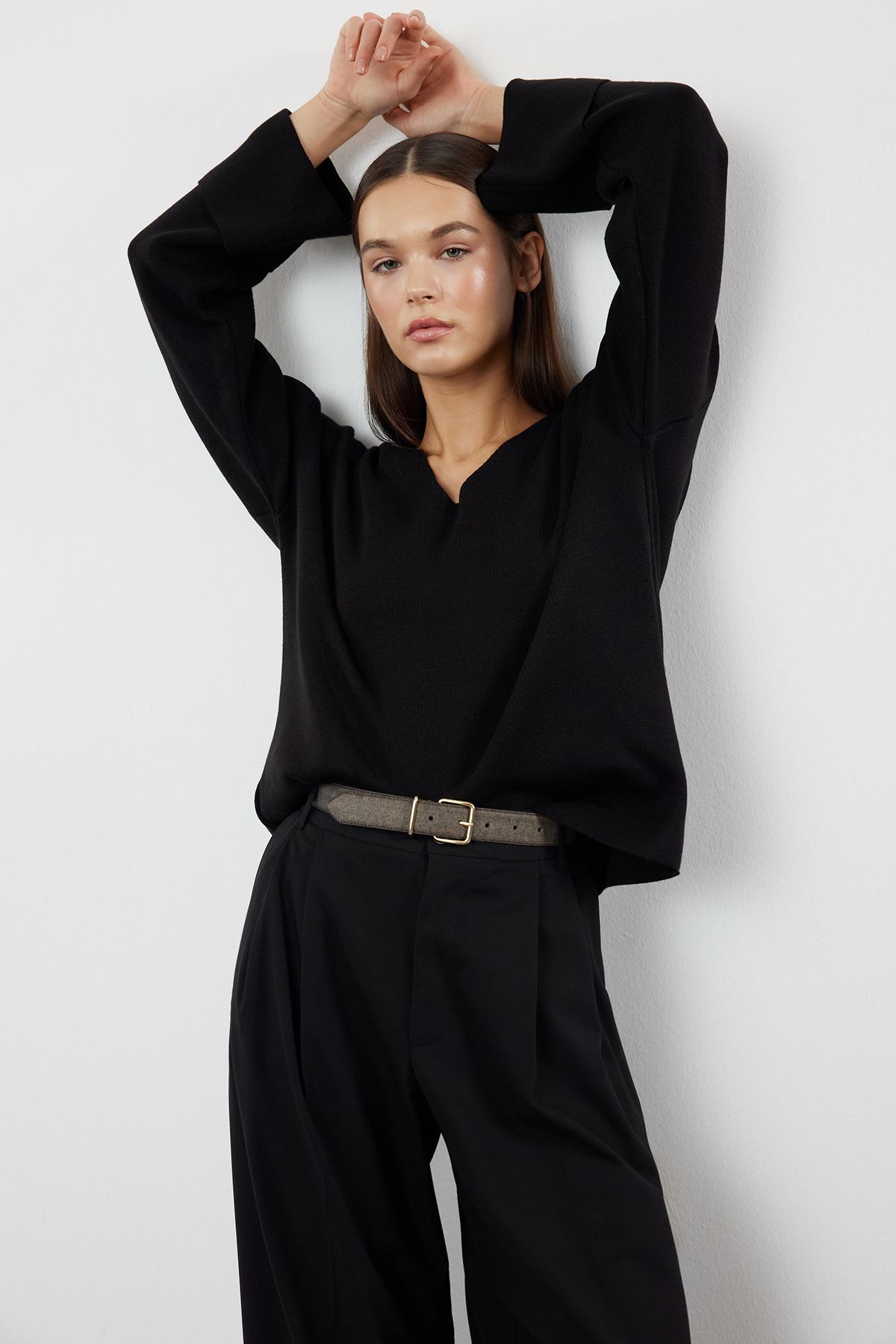 

Women s Fashionable Stylish Sweater Black Wide Sleeve Folded Knitwear Sweater S