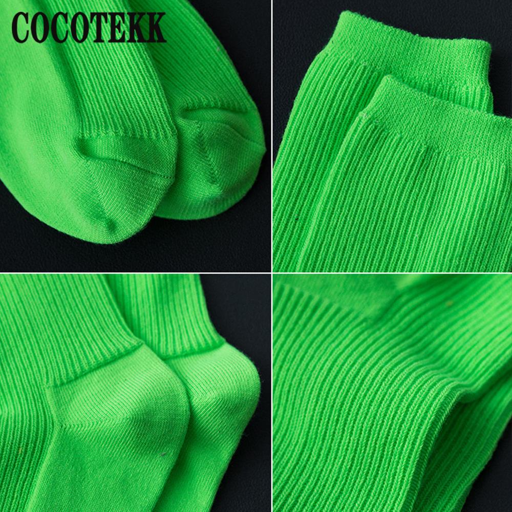Harajuku Mode Damen Baumwollsocken Locker Gestapelt Leuchtend Neon Rosa Grün Bunt Lang Einfarbig Weich Fluoreszierend Socken