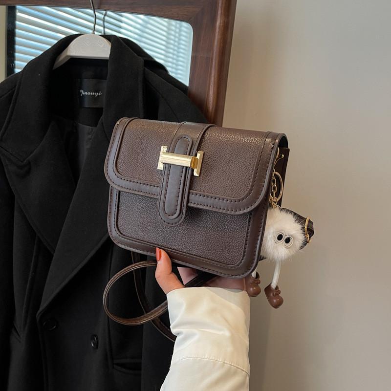 2023 Winter New Bag Female Trendy Fashion Shoulder Bag Casual Niche Small Square Bag Korean Personality Diagonal Cross Bag