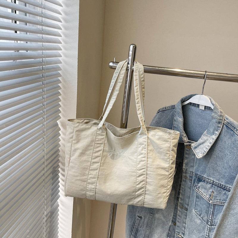 Large Capacity Cloth Bag Women's New Fashionable Versatile Portable Shoulder Bag Going Out Commuting Tote Bag