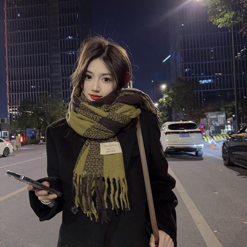 

Зимний шарф с клетчатым узором, сочетающийся по цвету, длинный, утолщенный, с бахромой, теплый, женский, для пары, студенческий 180*65cm зелёный