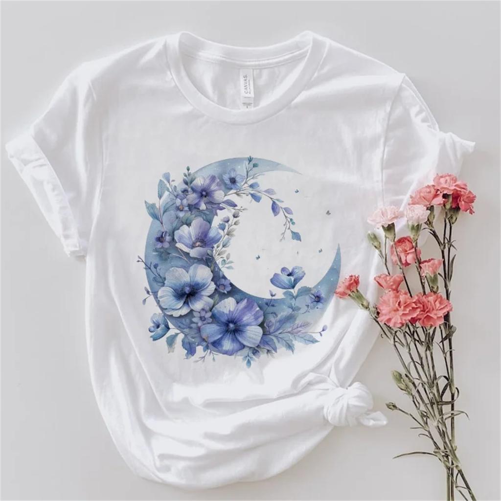 Blue Flower Moon Pattern Round Neck Basic Women's T-Shirt Trendy Printed New Short Sleeve Regular Summer Top Beautiful T-Shirt