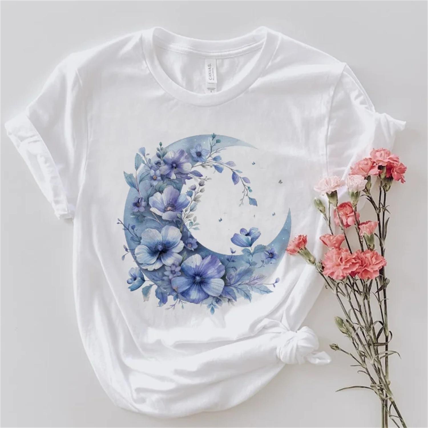 Blue Flower Moon Pattern Round Neck Basic Women s T-Shirt Trendy Printed New Short Sleeve Regular Summer Top Beautiful T-Shirt S