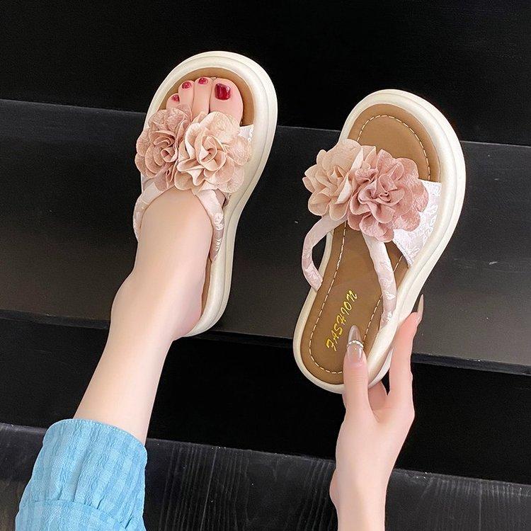 Premium Sense New Chinese Style Go Out Slippers Girl 2025 New Summer Fashion Wear Super Fairy Wind Cool Slippers