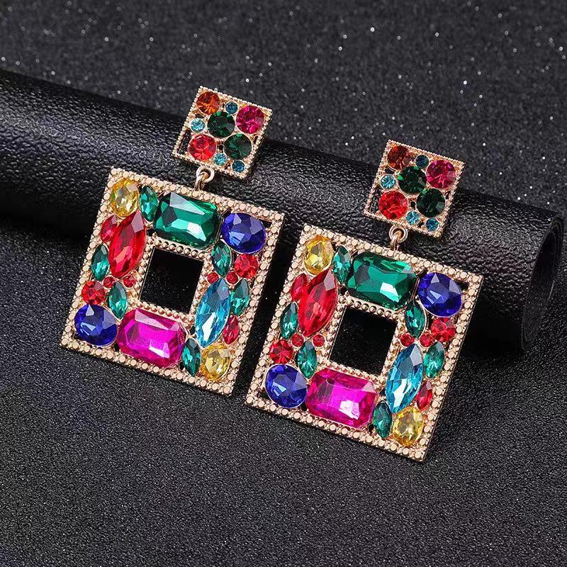 Chic European & American Tassel Earrings: Trendy, Long Dangle Design To Flatter Your Face - Versatile Statement Jewelry for Women