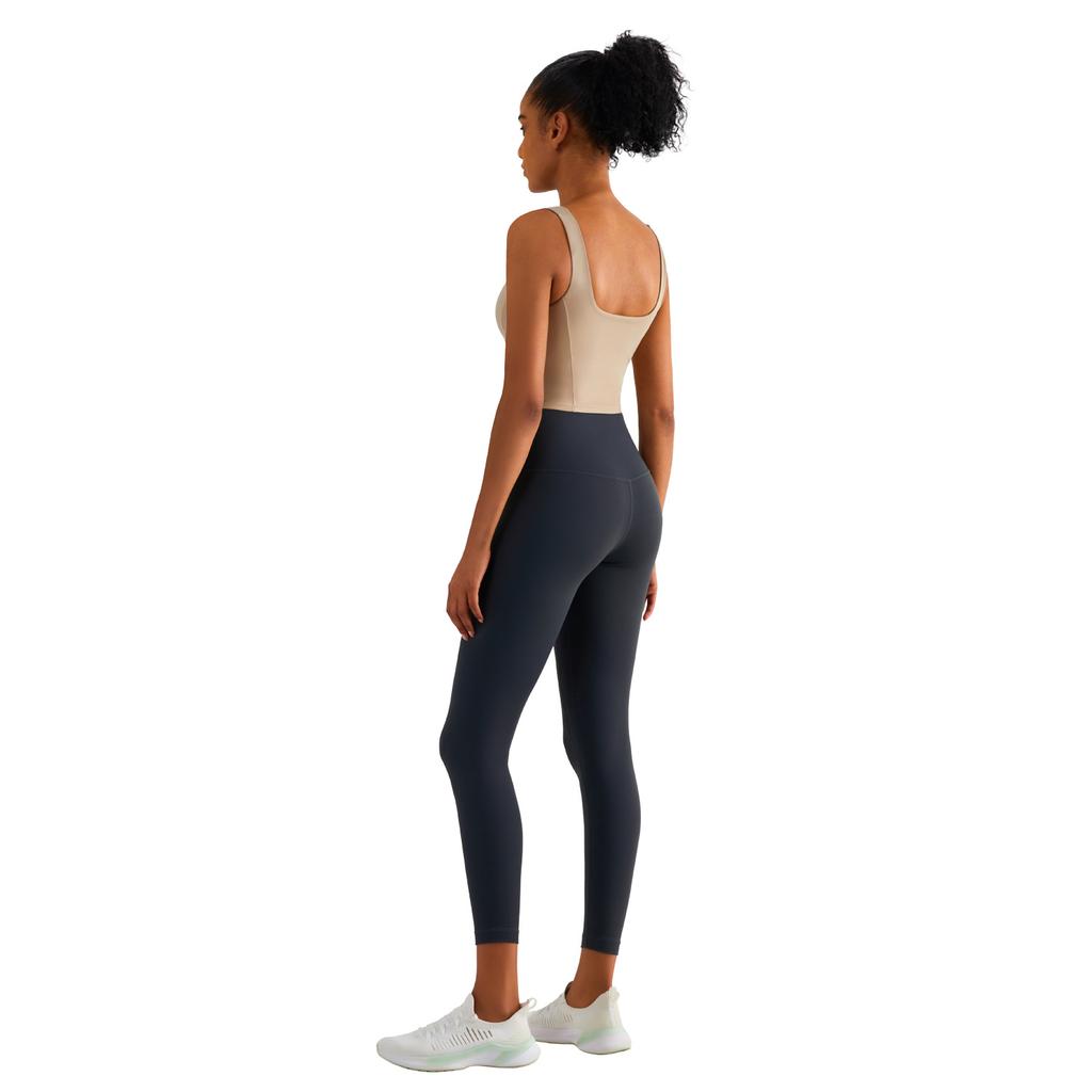 Women's Comfortable One Piece Fixed Cup Yoga Top Sleeveless Longline Sports Bra Wide Strap Yoga Camisole
