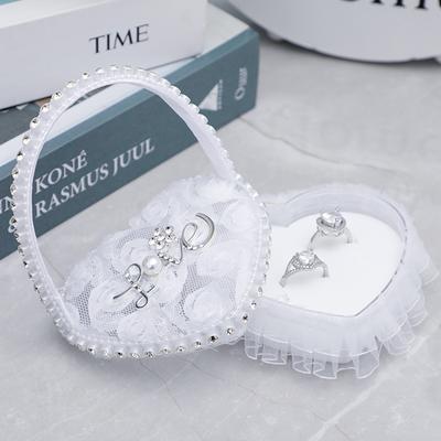WTEMPO Elegant Wedding White Flowers Baskets Lace-trimmed Wedding Baskets Hand-held Flower-scattering Large Fake Flowers Decor Small Baskets