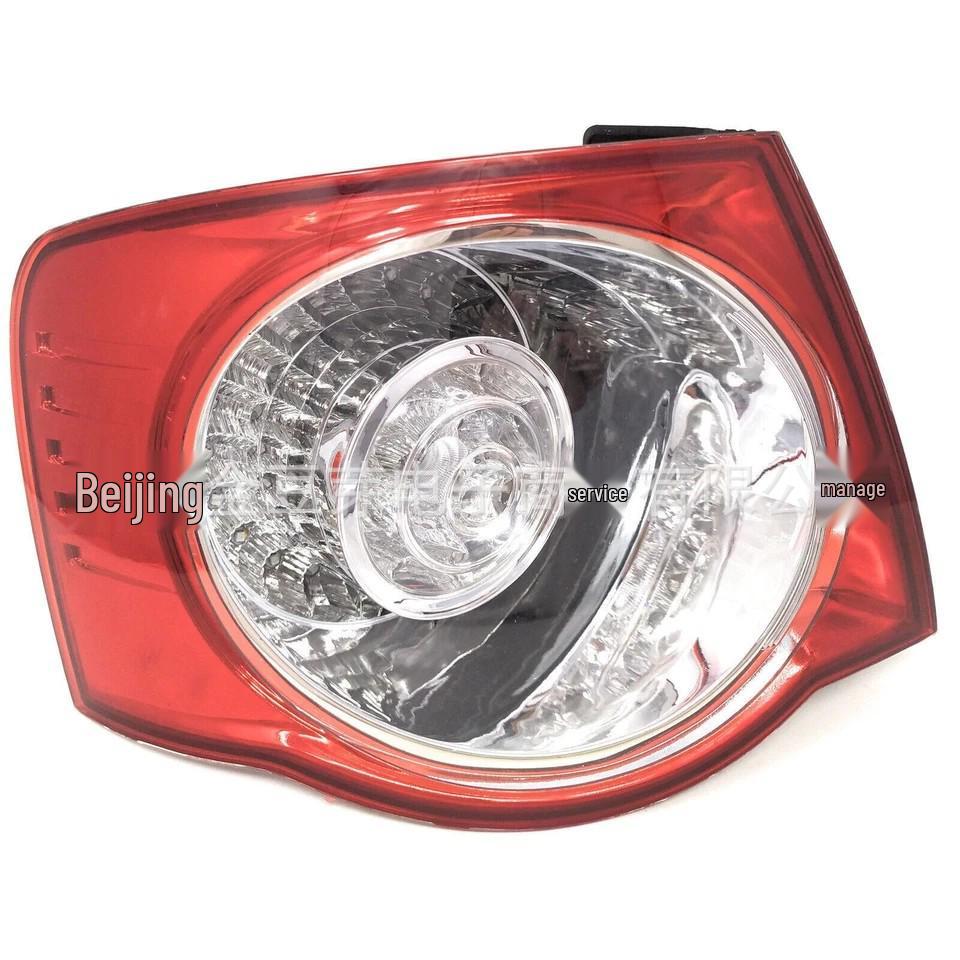 Volkswagen Jetta MK5 Outer Rear Taillight Brake Light (1KD945096/1KD945095)