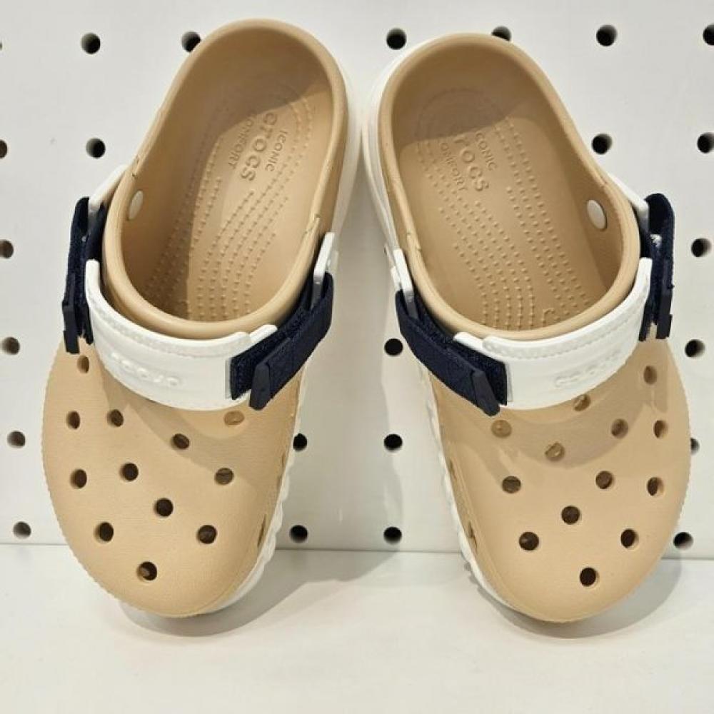 

Crocs Hc04 Duet Max 2 208776 2ds Shitake/M5W7 (240)