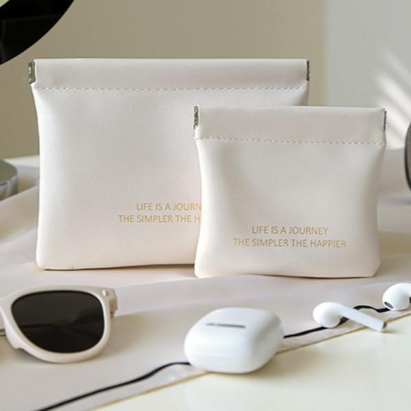 

Портативный водонепроницаемый кошелек на кнопке для макияжа, зарядных устройств, наушников и выпрямителей Small 12x11.5