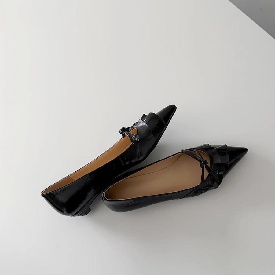 Sheepskin Version~ Design Sense Niche New Pointed Lotus Leaf Edge Shallow Mouth Leather One Pedal Versatile Flat Shoes Single Shoes