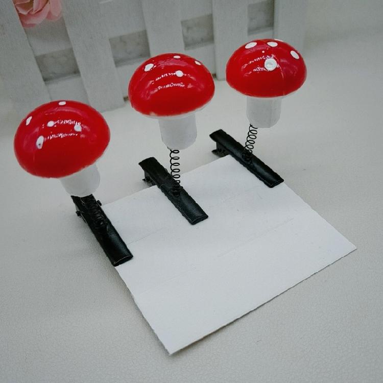 5pcs Durability Mushroom Hair Clip Fashion Personality Hairpin Creative Hairclip for Children Teens