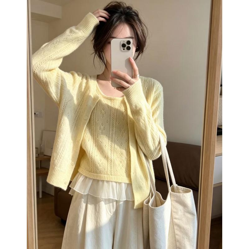 Autumn College-Style Lace Patchwork Knit Cardigan & Vest Two-Piece Set for Women