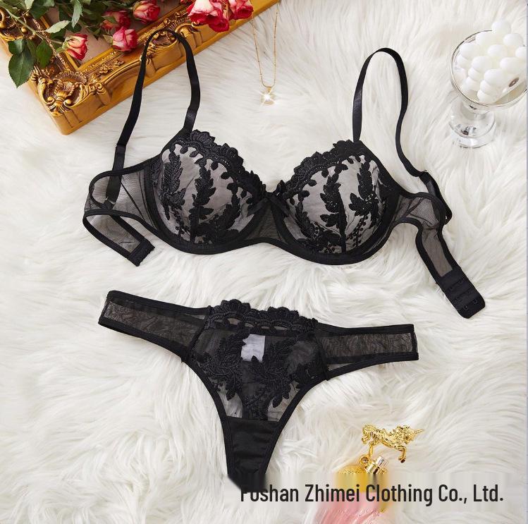 Y Moda Zarif Nakışlı Çiçekli İç Giyim Seti - Zarif İki Parçalı Sütyen Seti