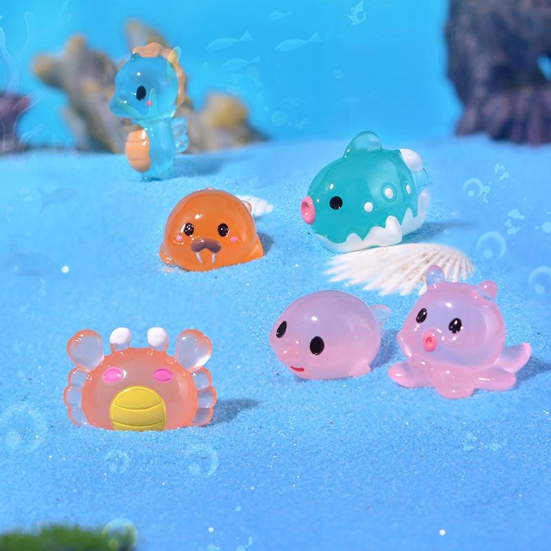 14Pcs Micro Landscape Luminous Ocean Animal Ornament Mini Ocean Fish Tank Landscape Decoration Home Decoration Resin Crafts