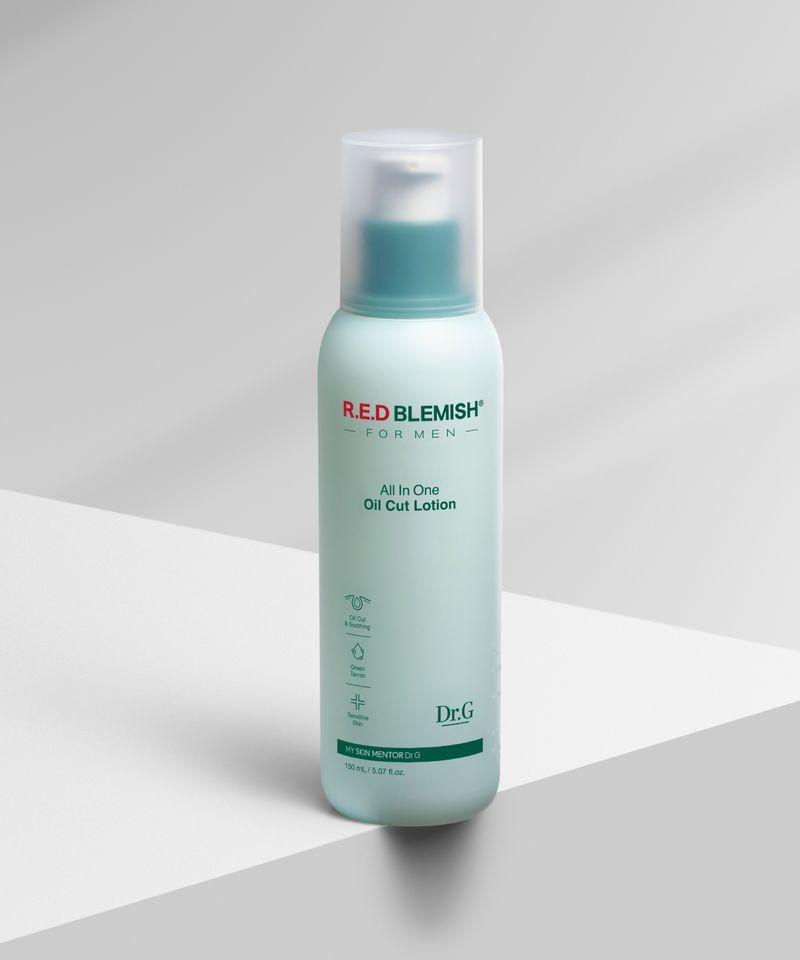 Red Blemish for Men All-in-One Oil Cut Lotion 150mL