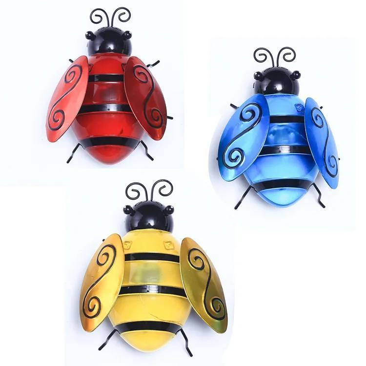 

1 Pcs Cute Bee Solar Lights Outdoor Lanterns Solar Ladybug LED Solar Garden Pathway Lights Powered Landscape Lights Outdoor жёлтый
