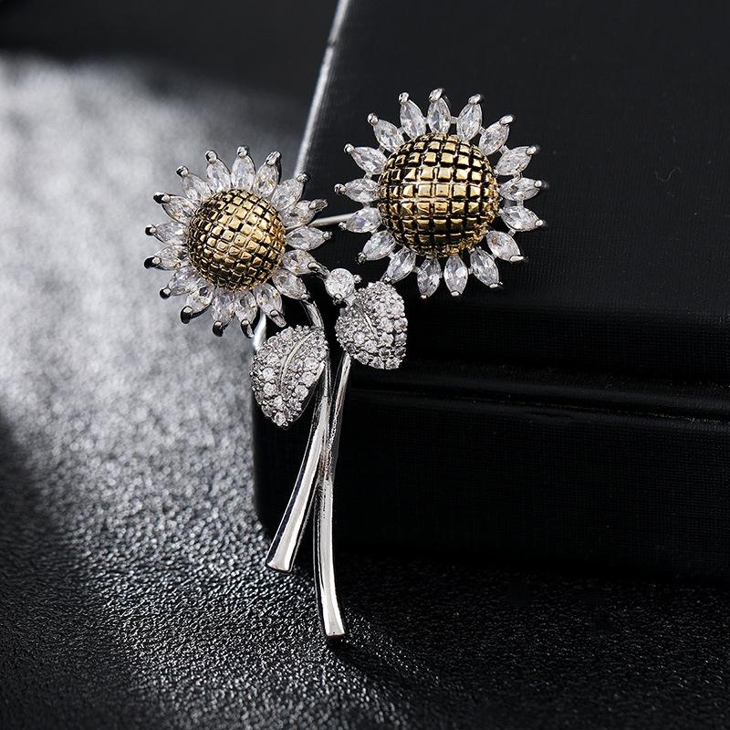 

Ретро Мори высококлассная хрустальная брошь-подсолнух модная булавка для кардигана темпераментная брошь трендовые аксессуары женщины