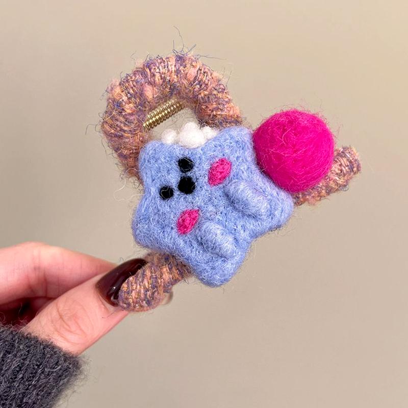 1Pc Star Hair Clip Updo Hairpin Sweet Felt Gripper Winter Cartoon Hair Clip Hair Accessories Hair Shark Clip Ponytail