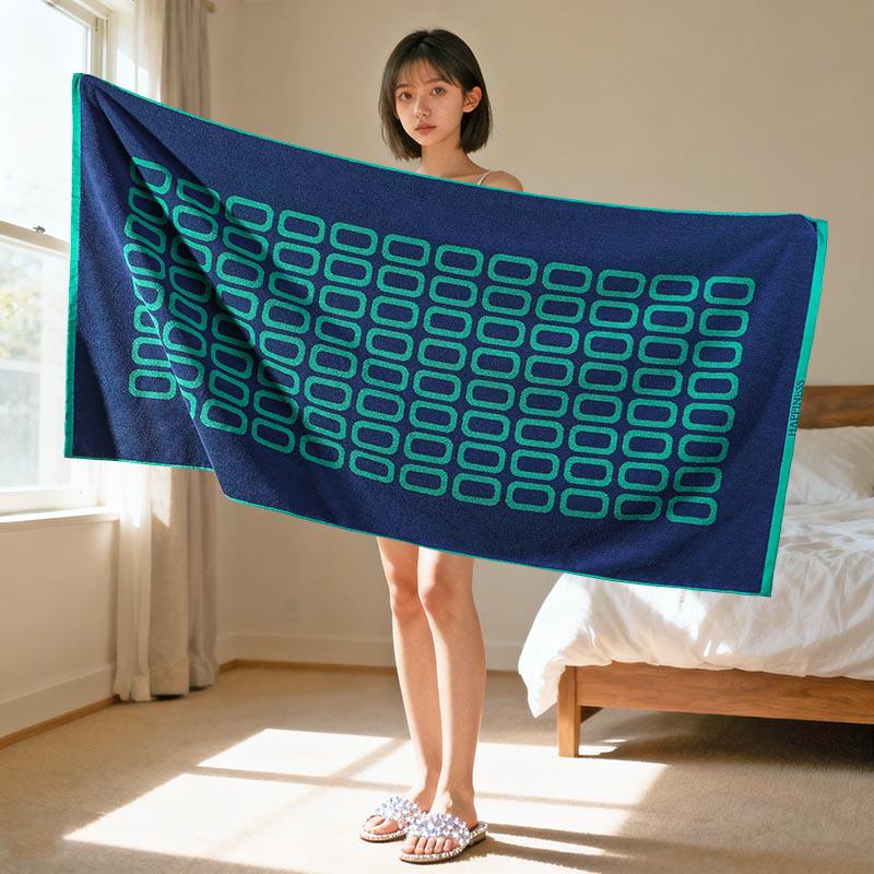 Large Grade A Yarn-Dyed Jacquard Cotton Bath Towel - Thick, Absorbent, Adult Style