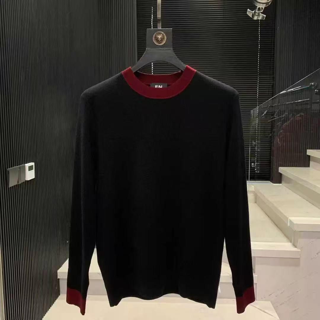 Korean Style Men s Color Block Round Neck Knit Sweater - Trendy & Versatile XL
