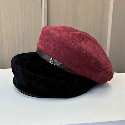 Pokrývky hlavy – Barety a kšiltovky