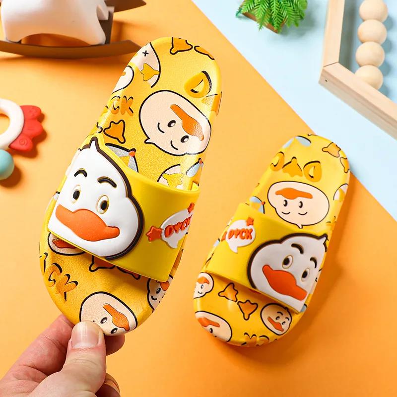 Kinder Hausschuhe Sommer Jungen Mädchen Weiche Sohle Flache Anti-slip Hausschuhe Haushalt Dusche Casual Vielseitige Cartoon Ente Strand Hausschuhe