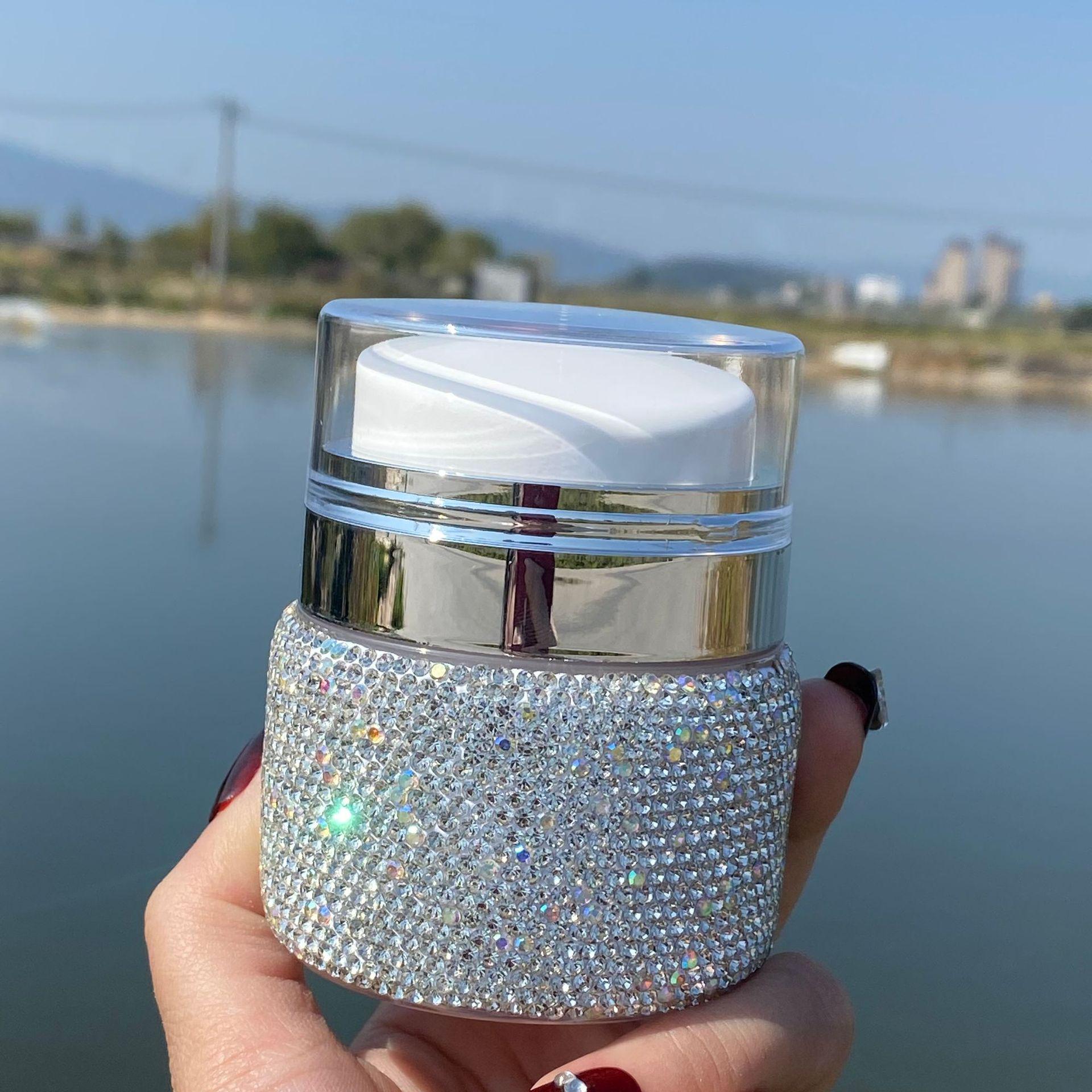 

Rhinestone-Embellished Portable Face Cream Dispenser - Travel Size, White