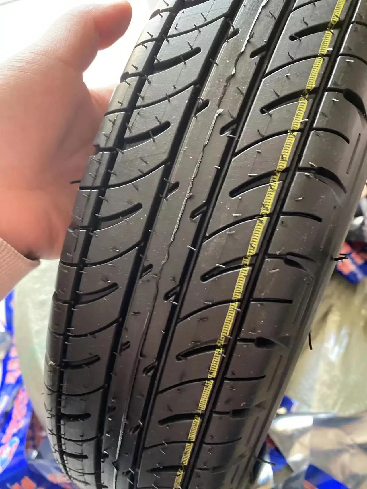 Electric vehicle tires four-wheel vehicle tires 4.50-10 4.00-10 tubeless tires