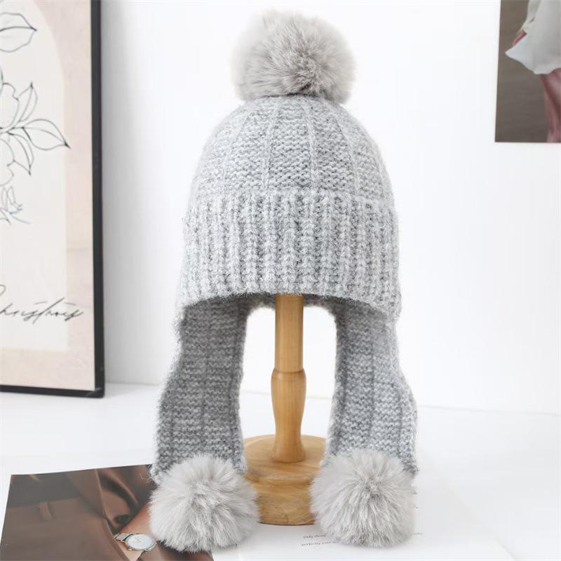 Autumn and Winter Female Cute Hairball Ear Protection Knitted Hat New Cold and Warm Face Small Wool Pullover Hat
