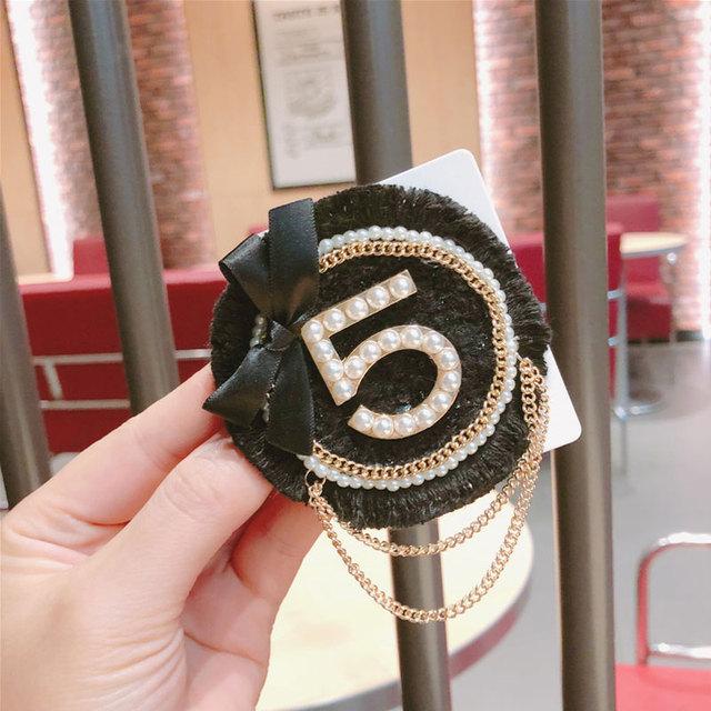 Rabbit Crown Fur Charm Simulated Pearl Brooch Pins Women Fringe Flower Ball Pearl Pendant Tassel Letter Winter Brooches