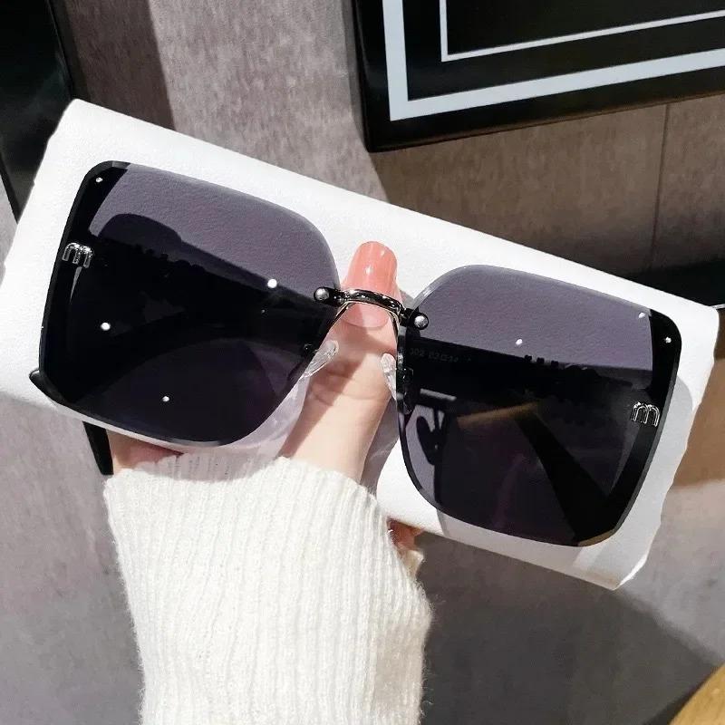 Ins New Fashion Square Sunglasses Women Luxury Designer Sun Glasses Ladies Vintage Trendy Driving Eyeglasses Gafas De Sol