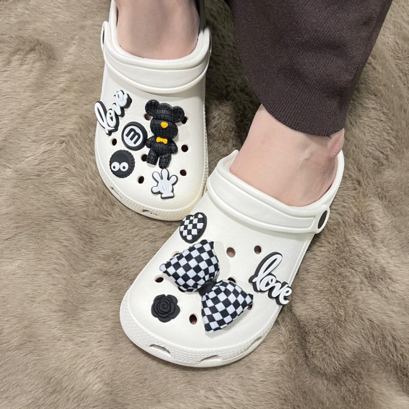 Exquisite Hole Shoe Accessories Shoe Buckle Removable DIY Three-dimensional Sponge Flower Jelly Accessories Shoe Flower