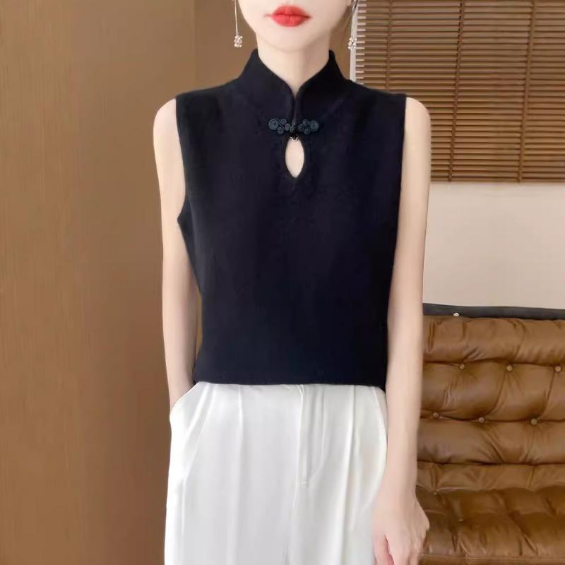 Stand-up collar disc-buckled knitted vest women's niche retro pure desire wind sleeveless top stacked with bottoming shirt