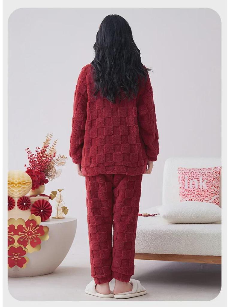 Damska przytulna flanelowa piżama zimowa - Gruby polar koralowy, duży rozmiar, idealna do noszenia w domu lub na zewnątrz jesienią i zimą.