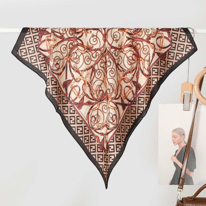 Trendig Mångsidig 70cm Liten Fyrkantig Scarves För Alla Säsonger Dekorativ Användning