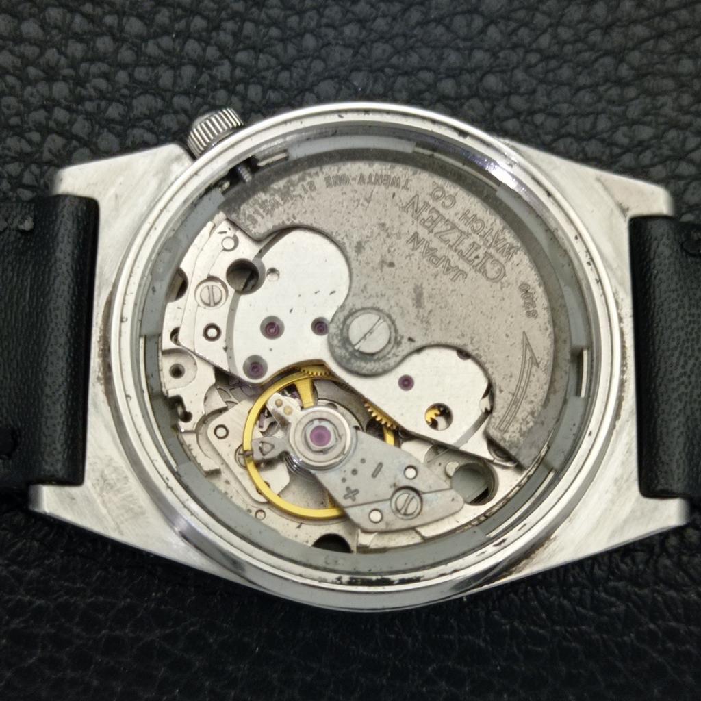 CITIZEN AUTOMATIC 8200 VINTAGE JAPAN MENS ORIGINAL DIAL WATCH a702155-5 R208-a702155