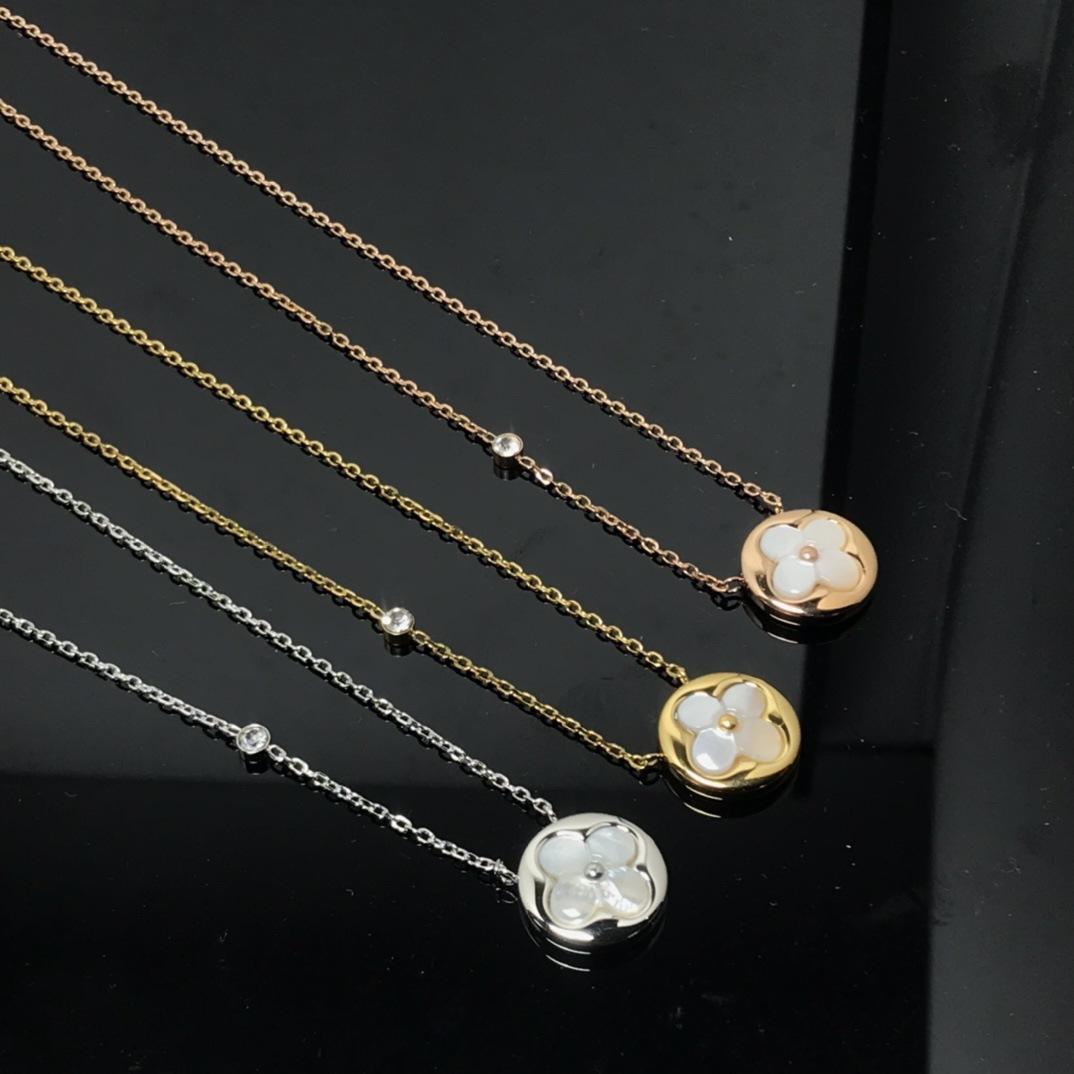 Round Flower Necklace Women s Gold Versatile Diamond White Shell Necklace Fashionable Versatile white