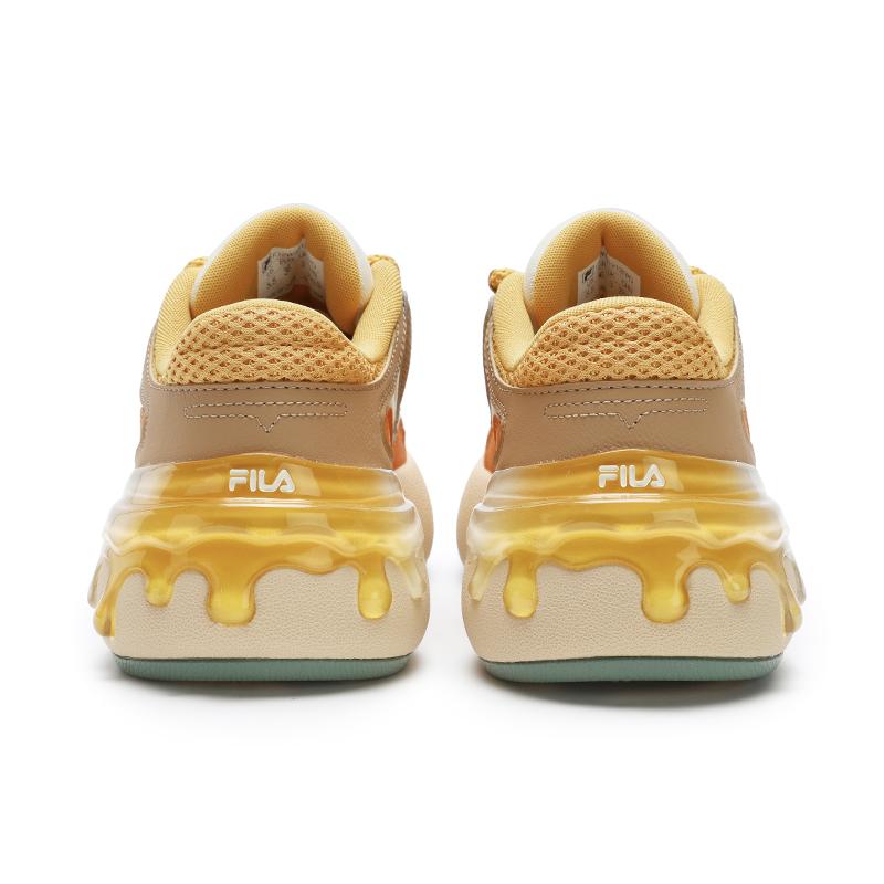 FILA Carrot 2 Comfortable Versatile Fashionable Durable Low-Top Sneakers Women sneakers White Orange F12W431212FPD