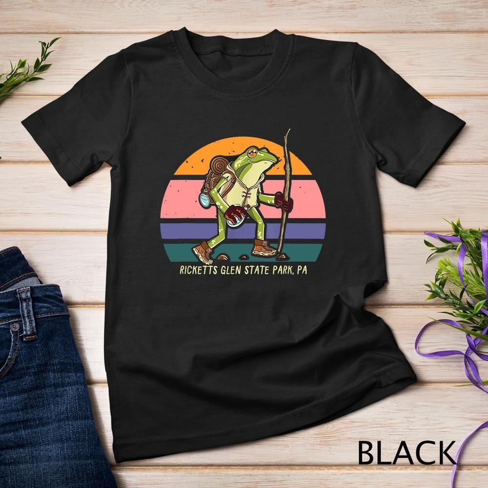 Ricketts Glen State Park Pennsylvania Hiking Frog Walking Unisex T-shirt L