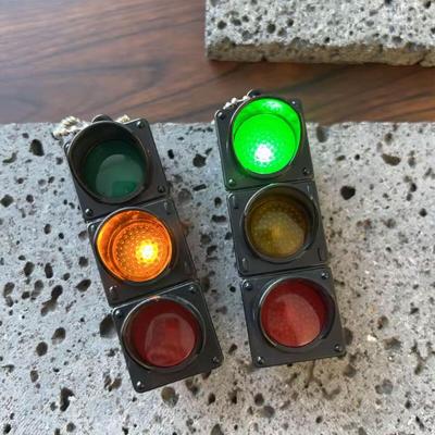 [Schedule] Traffic Light Keychain