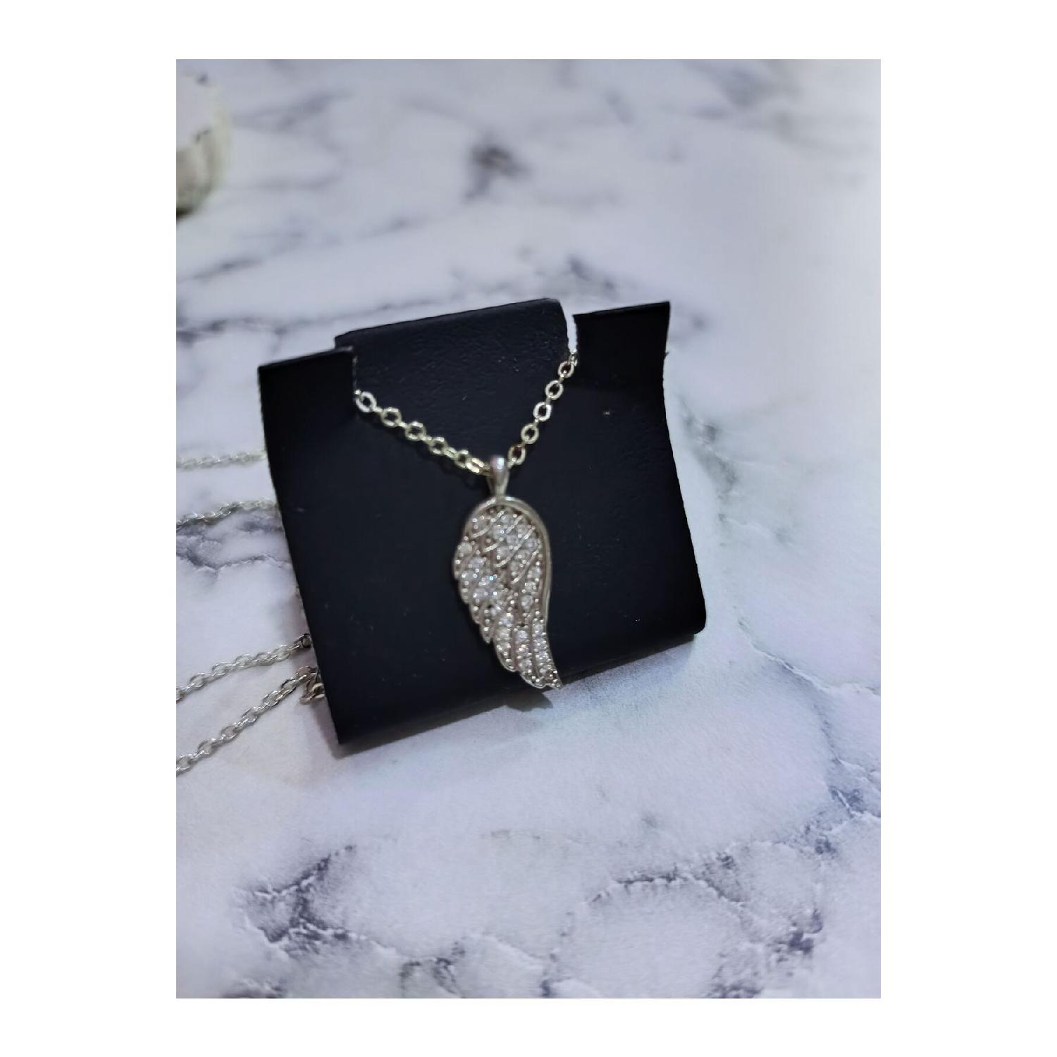 

Біжутерне намисто Zircon Stone Wing S